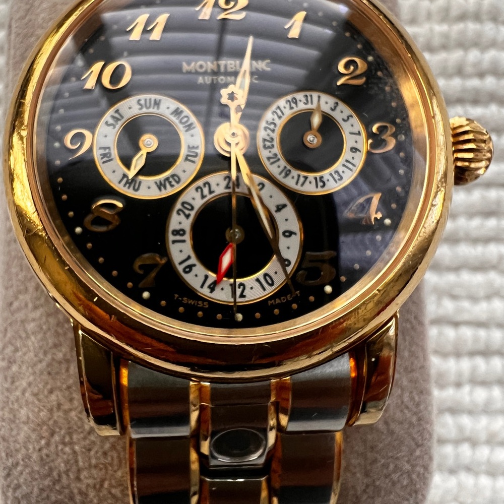 Montblanc Meisterstuck Gold and Black Watch